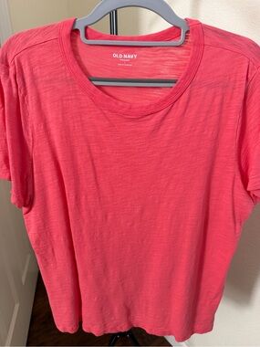 Old Navy Women's Coral-Pink Short Sleeve Crewneck Tee